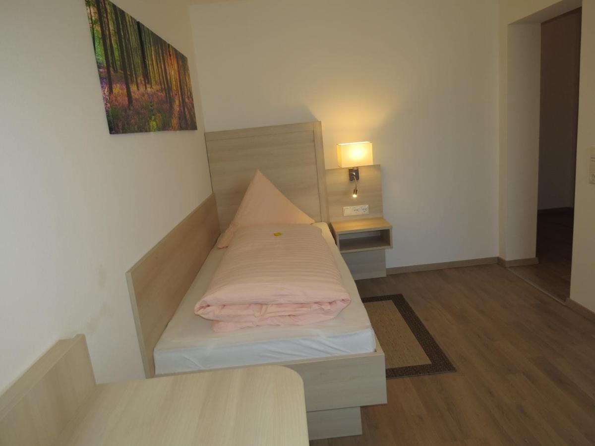 Buechelsteiner Hof Hotel Grattersdorf Bagian luar foto