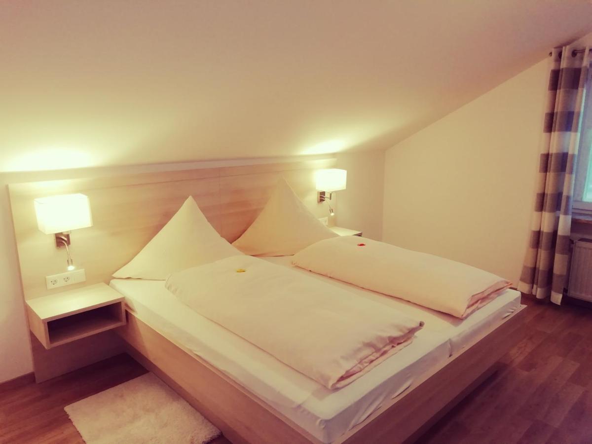 Buechelsteiner Hof Hotel Grattersdorf Bagian luar foto