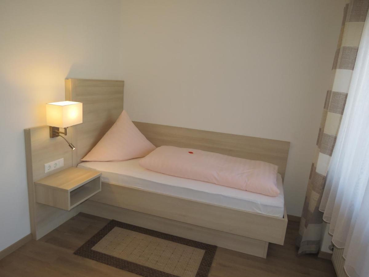 Buechelsteiner Hof Hotel Grattersdorf Bagian luar foto