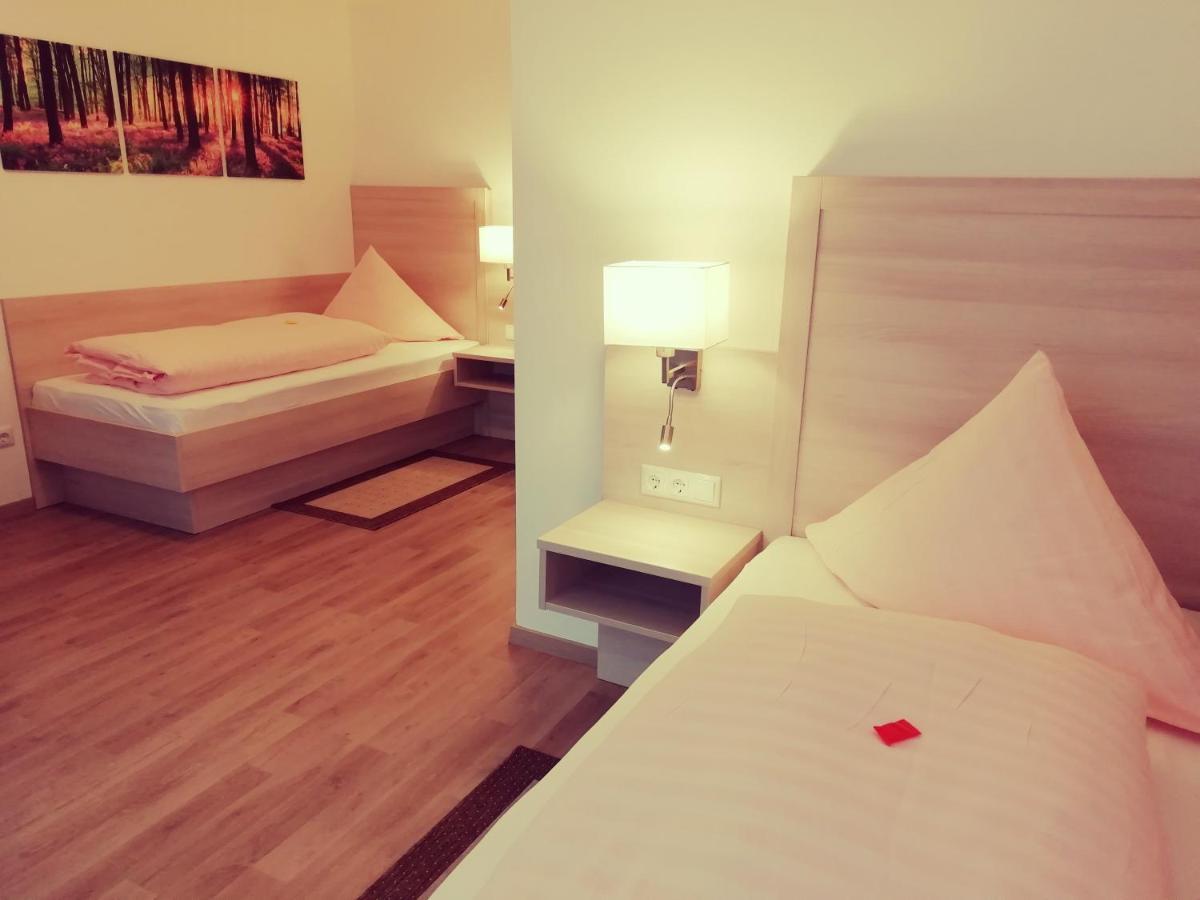 Buechelsteiner Hof Hotel Grattersdorf Bagian luar foto