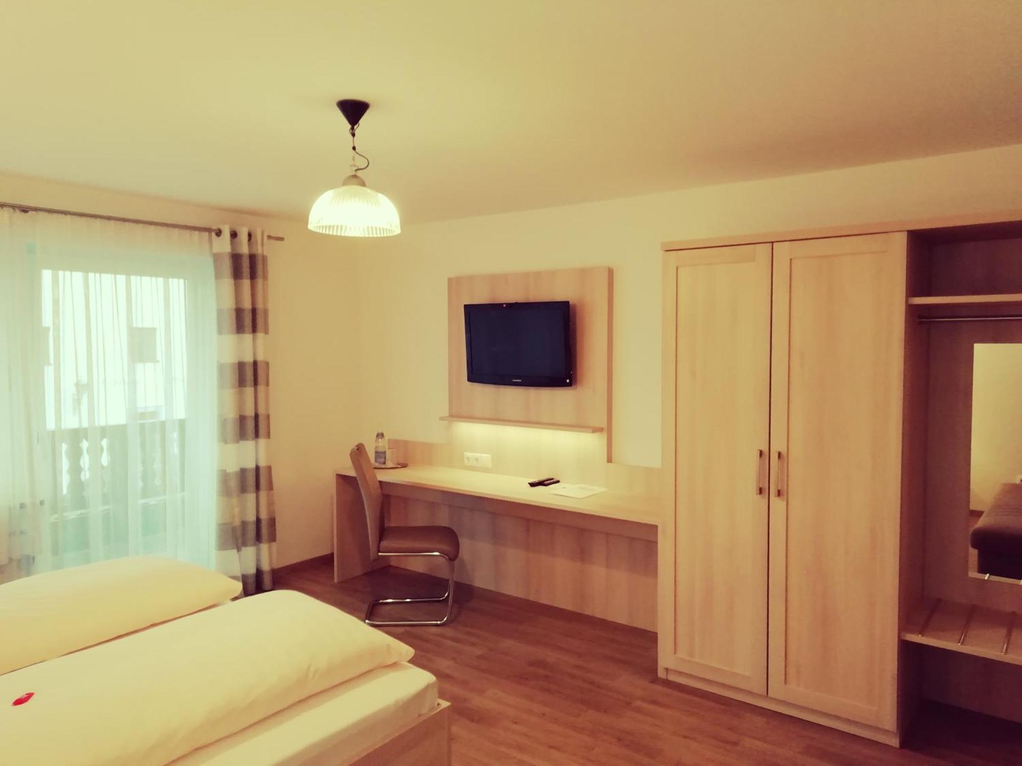 Buechelsteiner Hof Hotel Grattersdorf Bagian luar foto